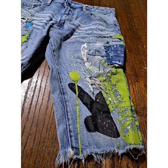 Size 34 Smoke Rise Graffiti Distressed Destroyed  Denim Jean Shorts Streetwear - Picture 2 of 7